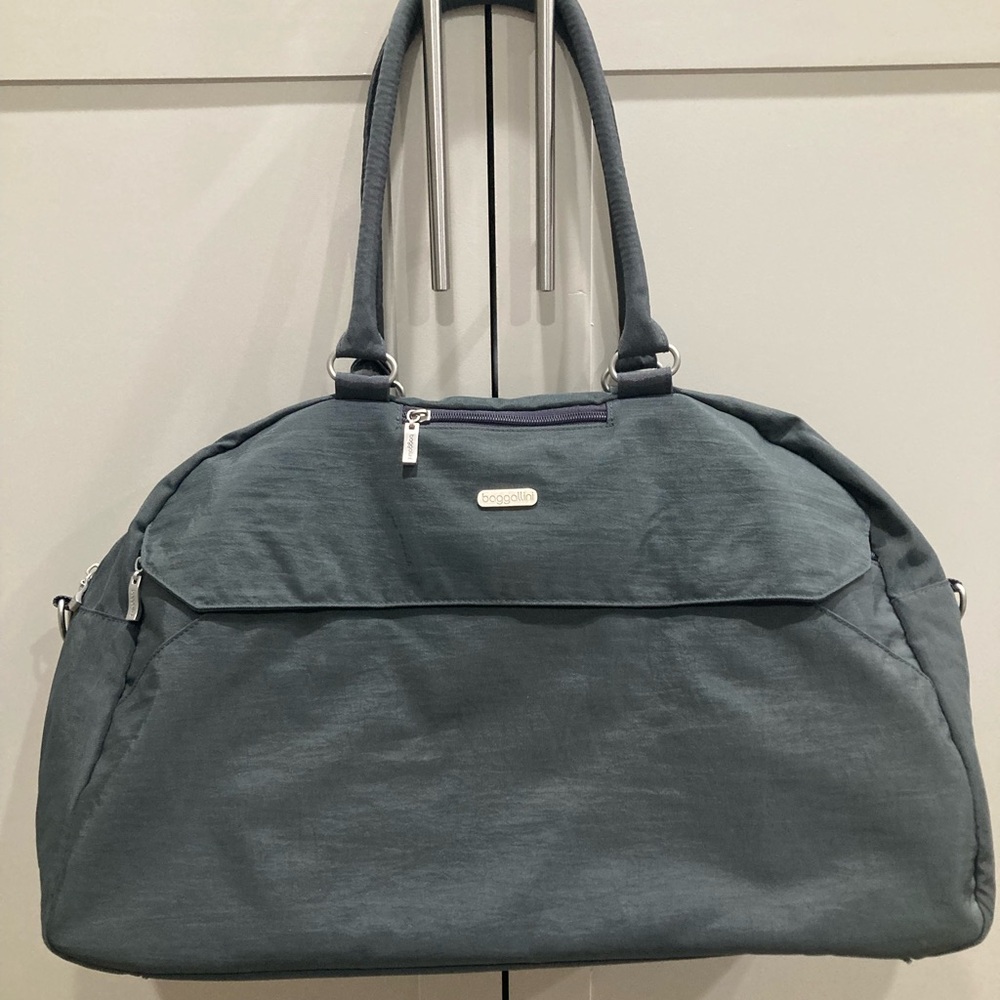 Baggallini duffel bags - Red, Pink or Gray